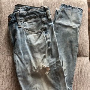 American eagle ripped jeans